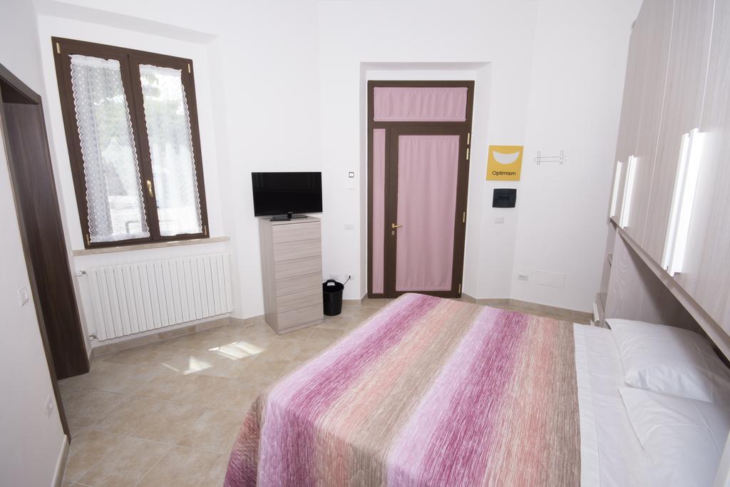 La Casa Di Tina Apartment Colonnella Room photo